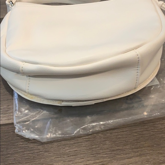 Signature Crossbody Purse - Picture 5 of 5